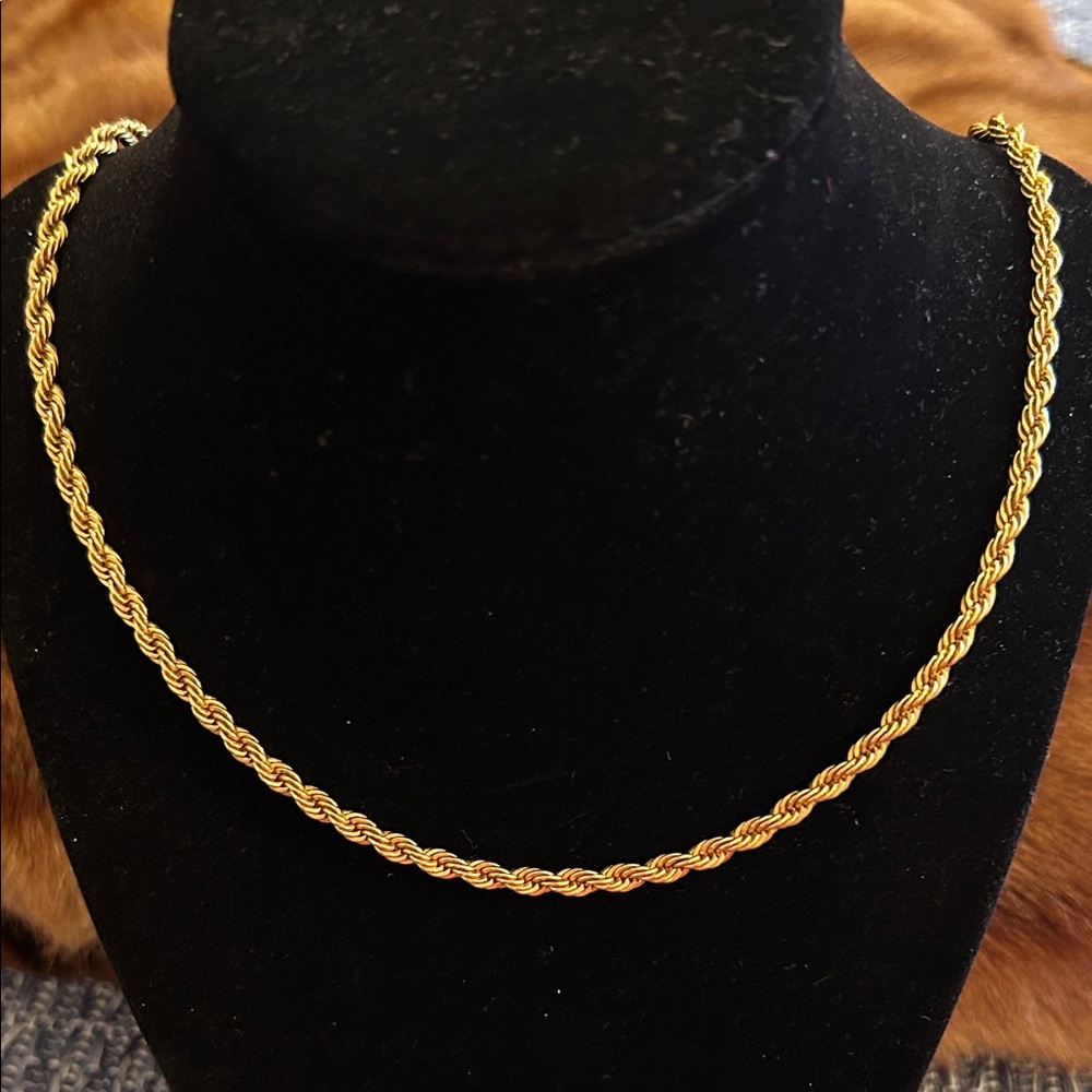 Premier Designs Gold Twisted Necklace